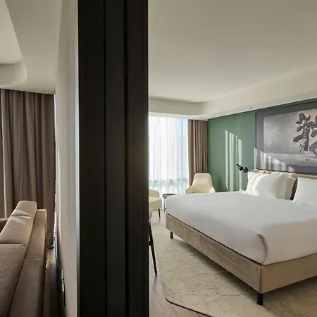 Radisson Blu Hotel, Choruslife Szálloda Bergamo