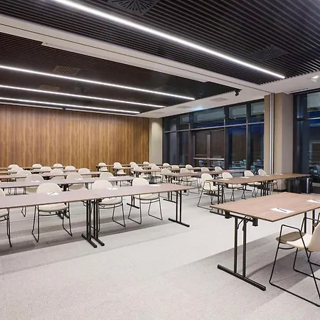 Radisson Blu Hotel, Choruslife 4*