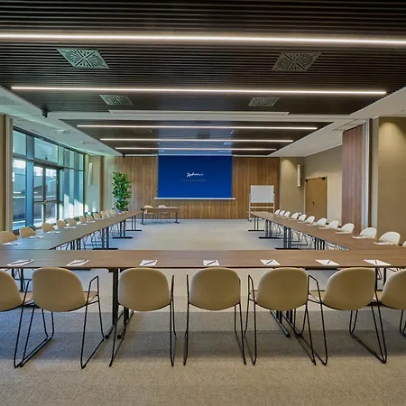 Radisson Blu Hotel, Choruslife ホテル