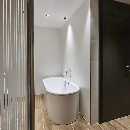 Radisson Blu Hotel, Choruslife 4* Bergamo