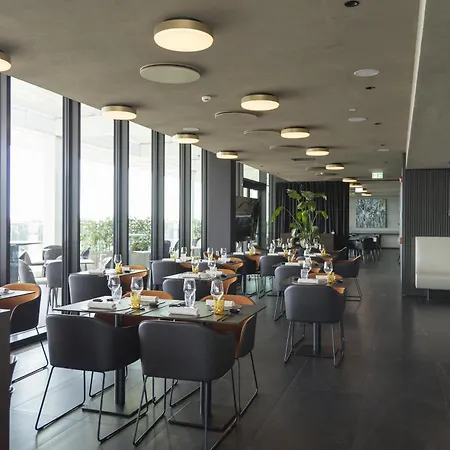 Radisson Blu Hotel, Choruslife 4* Bergamo