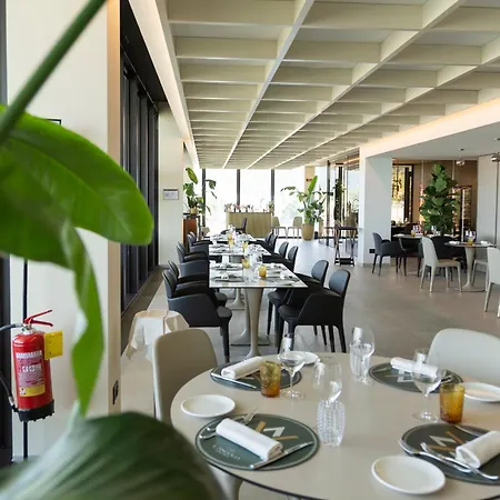 Radisson Blu Hotel, Choruslife 4* ベルガモ