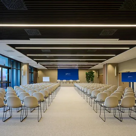 Radisson Blu Hotel, Choruslife ברגמו