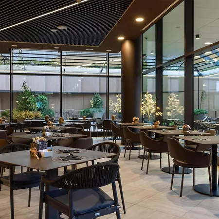 Radisson Blu Hotel, Choruslife 4* Bergamo