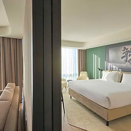Radisson Blu Hotel, Choruslife Szálloda 4*