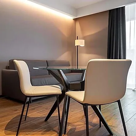 Radisson Blu Hotel, Choruslife
