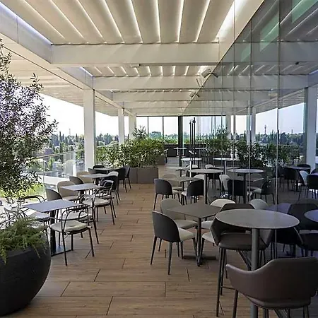 Radisson Blu Hotel, Choruslife Бергамо