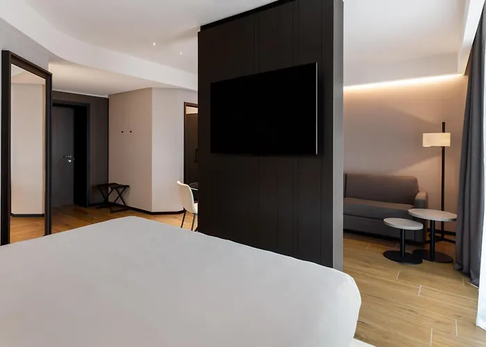 Radisson Blu Hotel, Choruslife Hotel 4*