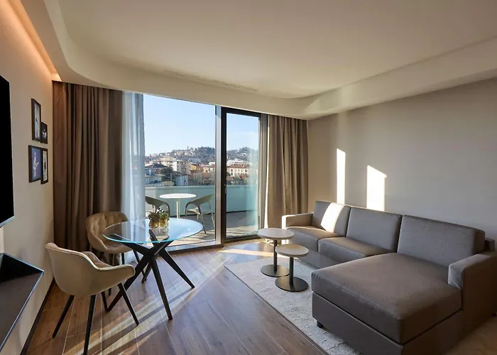 Radisson Blu Hotel, Choruslife 4* ברגמו