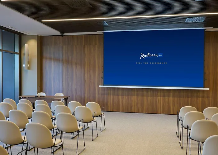 מלון Radisson Blu Hotel, Choruslife