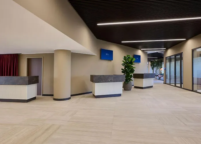 Radisson Blu Hotel, Choruslife מלון