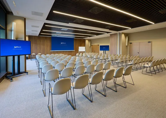 Radisson Blu Hotel, Choruslife מלון 4*