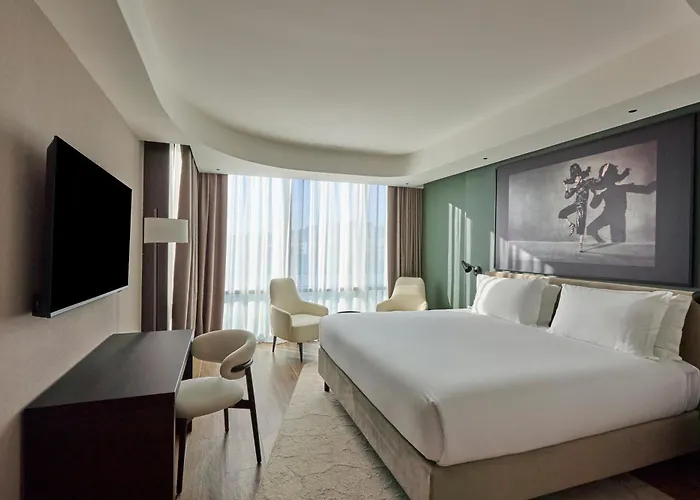 מלון Radisson Blu Hotel, Choruslife 4*