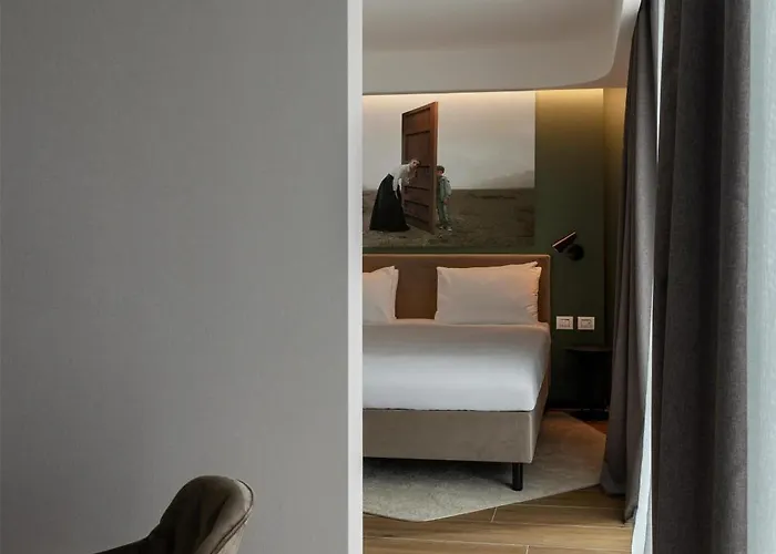 Radisson Blu Hotel, Choruslife 4*