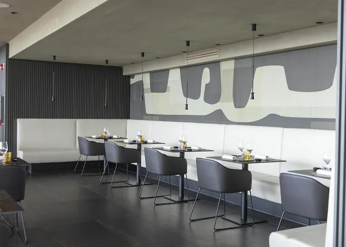 Radisson Blu Hotel, Choruslife 4*