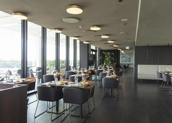 Radisson Blu Hotel, Choruslife 4* ברגמו