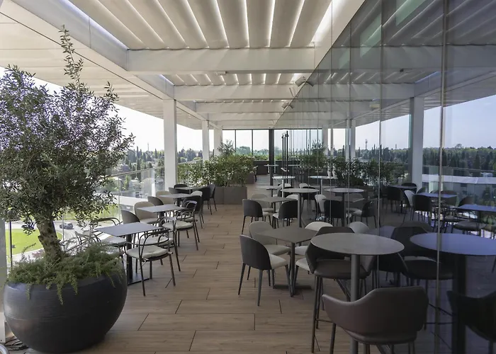 מלון Radisson Blu Hotel, Choruslife