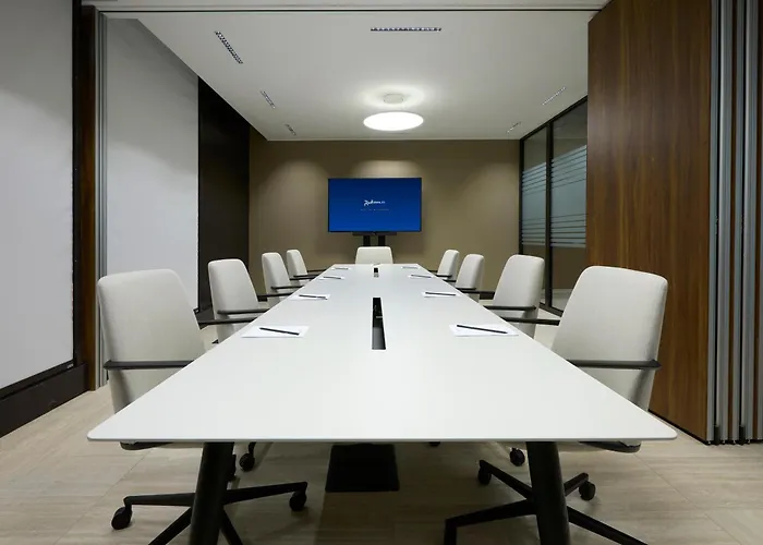 Radisson Blu Hotel, Choruslife מלון